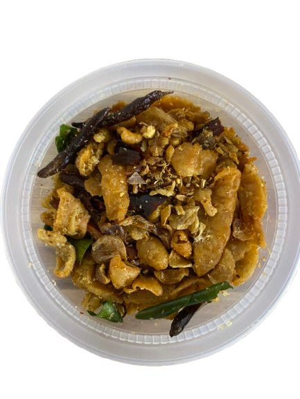 3 Aunties - Crispy Chicken Skin with Chili and Herb - หนังไก่ทอดสมุนไพร