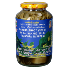 Pantai - Bamboo Shoot (Strip) with Bai Yanang - หน่อไม้รวกใบย่านาง (ชนิดฝอย)